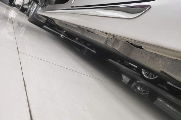 Used Toyota Camry 2023 Dual-Motor 2.5HG Luxury Edition Left Side Sill