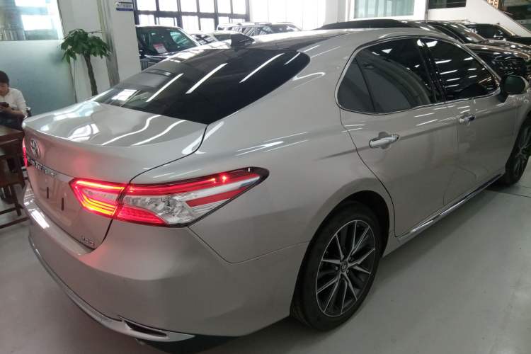 Used Toyota Camry 2023 2.5G Luxury Edition Rear Right 45 Deg