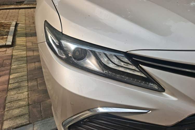 Used Toyota Camry 2023 2.0G Luxury Edition Right Front Headlight