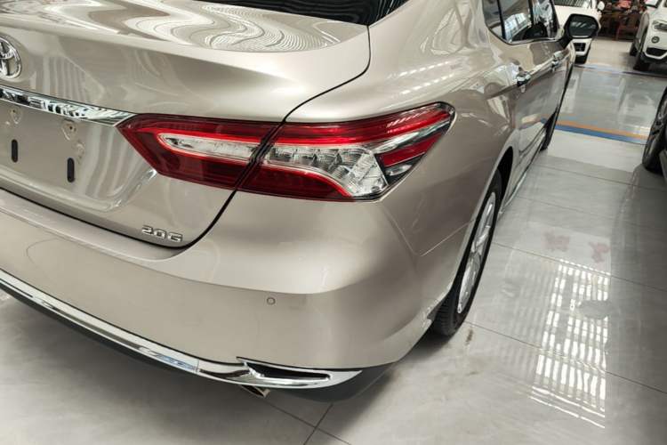Used Toyota Camry 2023 2.0G Luxury Edition Right Rear Taillight