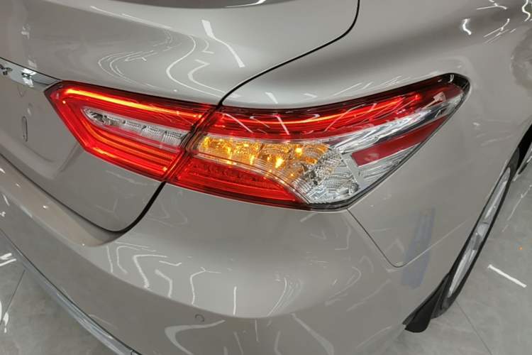 Used Toyota Camry 2023 2.0G Luxury Edition Right Rear Taillight