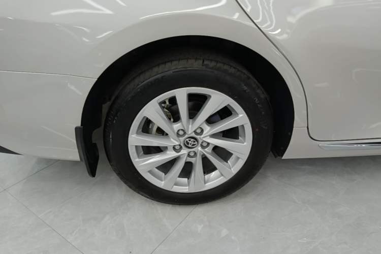 Used Toyota Camry 2023 2.0G Luxury Edition Right Rear Wheel Hub