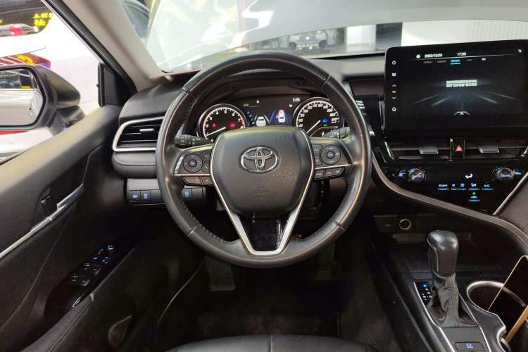 Used Toyota Camry 2023 2.0G Luxury Edition Steering Wheel