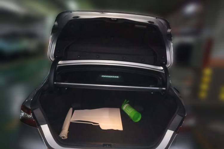 Used Toyota Camry 2023 2.0G Luxury Edition Trunk
