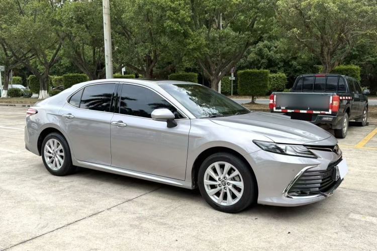 Used Toyota Camry 2023 2.0G Luxury Edition Exterior 5