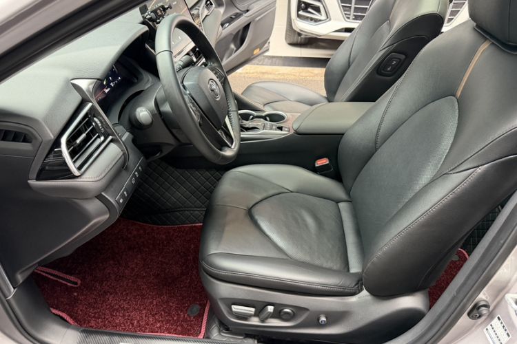 Used Toyota Camry 2023 2.5G Luxury Edition Interior 1