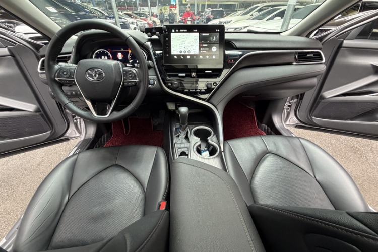 Used Toyota Camry 2023 2.5G Luxury Edition Interior 11