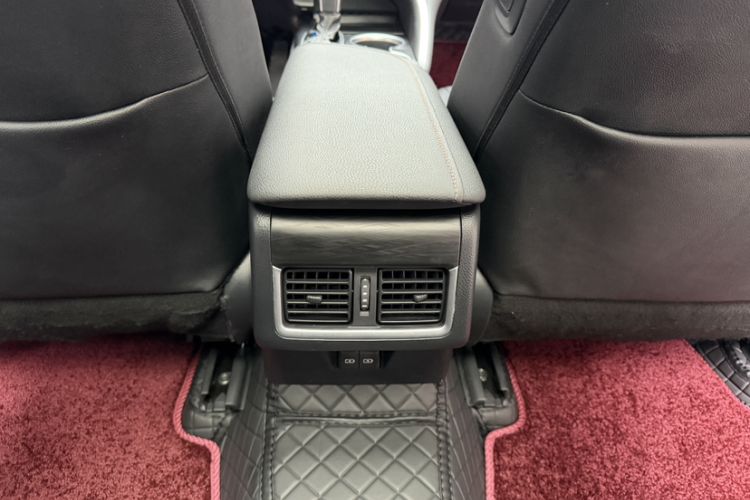 Used Toyota Camry 2023 2.5G Luxury Edition Interior 12