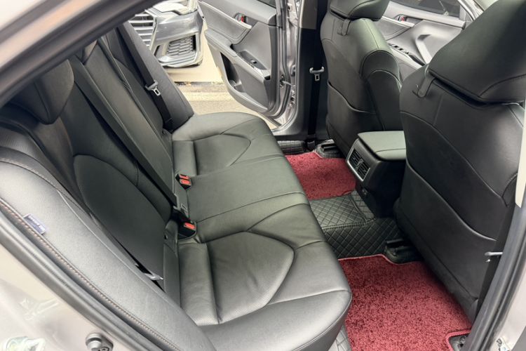 Used Toyota Camry 2023 2.5G Luxury Edition Interior 5