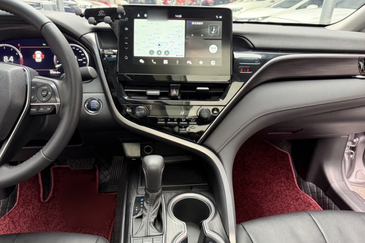 Used Toyota Camry 2023 2.5G Luxury Edition Interior 7