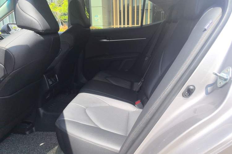 Used Toyota Camry 2023 2.0G Luxury Edition Left Rear Seat