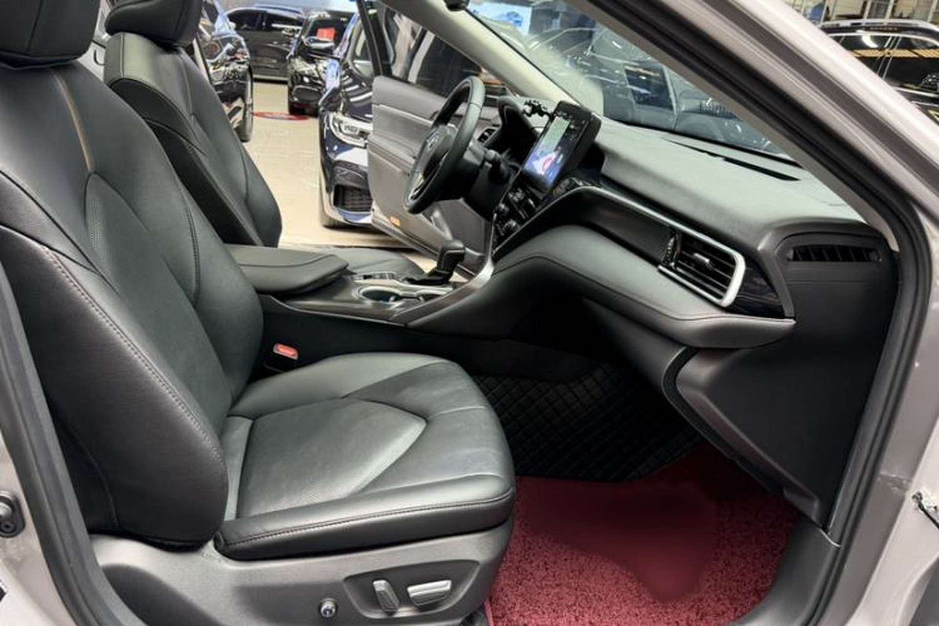 Used Toyota Camry 2023 2.5G Luxury Edition Right Front Seat
