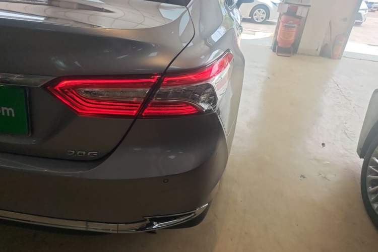Used Toyota Camry 2023 2.0G Luxury Edition Right Rear Taillight