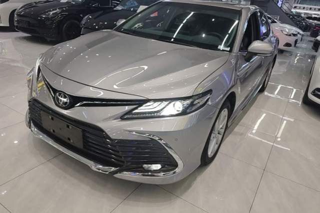 Used Toyota Camry 2023 2.0G Luxury Edition