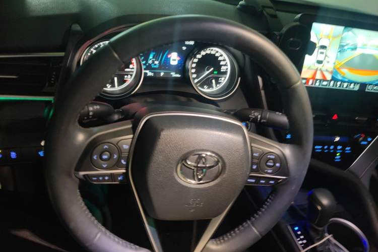 Used Toyota Camry 2023 2.0G Luxury Edition Steering Wheel
