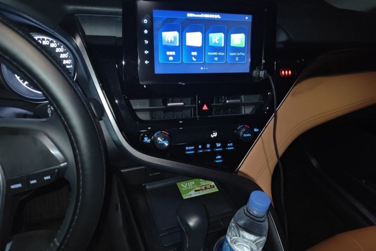 Used Toyota Camry 2023 2.0GVP Premier Edition Audio And AC Panel