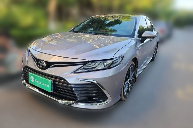 Used Toyota Camry 2023 2.5G Luxury Edition Guazi used car, China used car export, Used car for sale, Used cars, Cheapest cars for sale