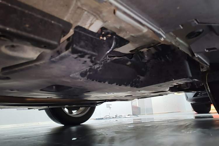 Used Toyota Camry 2023 2.0GVP Premier Edition Chassis Rear Left