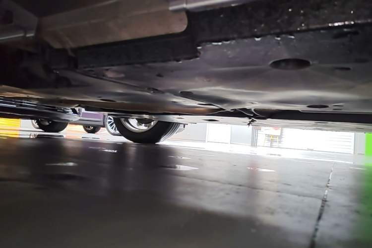 Used Toyota Camry 2023 2.0GVP Premier Edition Chassis Rear Right