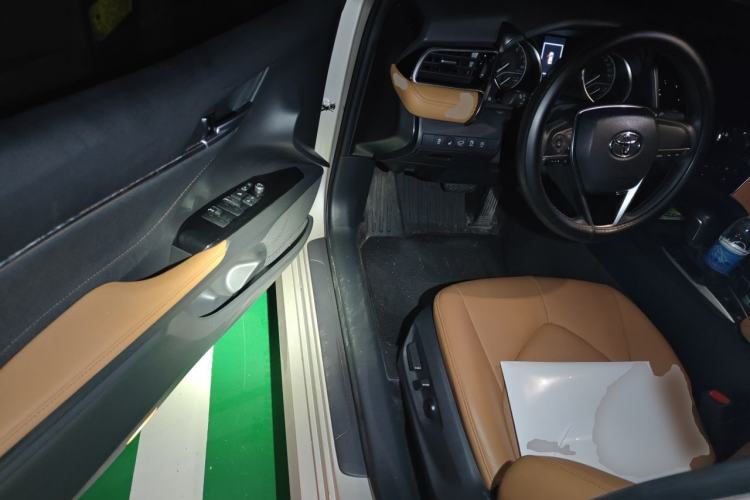 Used Toyota Camry 2023 2.0GVP Premier Edition Driver Seat
