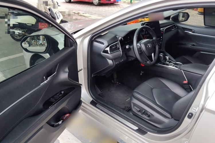 Used Toyota Camry 2023 Dual-Motor 2.5HG Luxury Edition Driver Seat