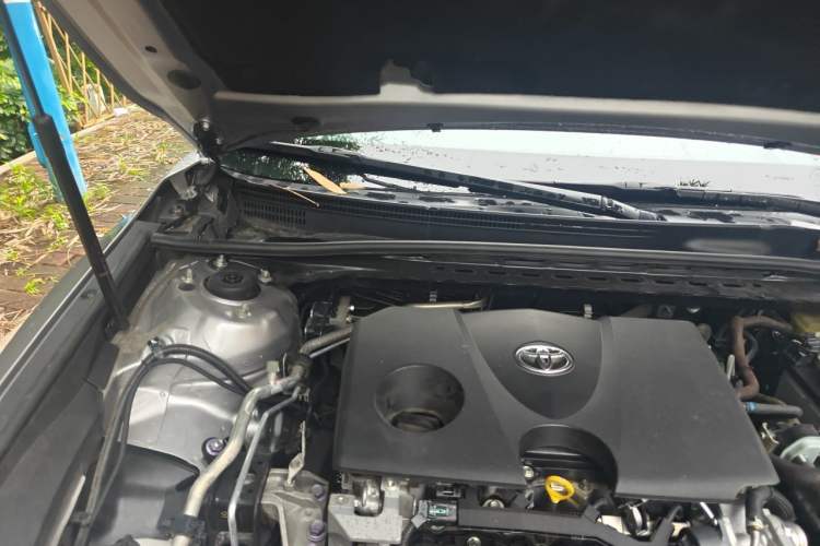 Used Toyota Camry 2023 2.0G Luxury Edition Engine Bay Right
