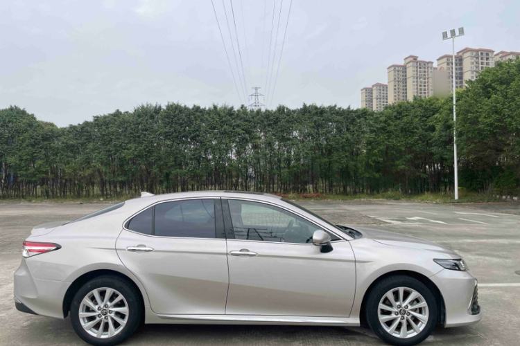Used Toyota Camry 2023 2.0G Luxury Edition Exterior 4