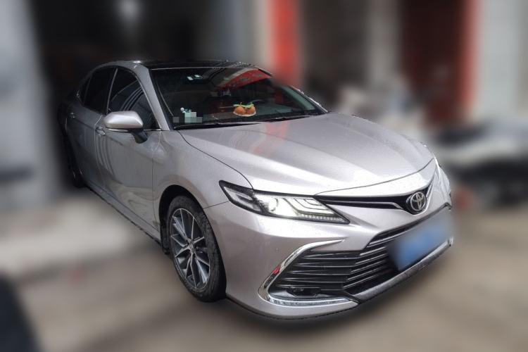 Used Toyota Camry 2023 2.5G Luxury Edition Front Right 45 Deg