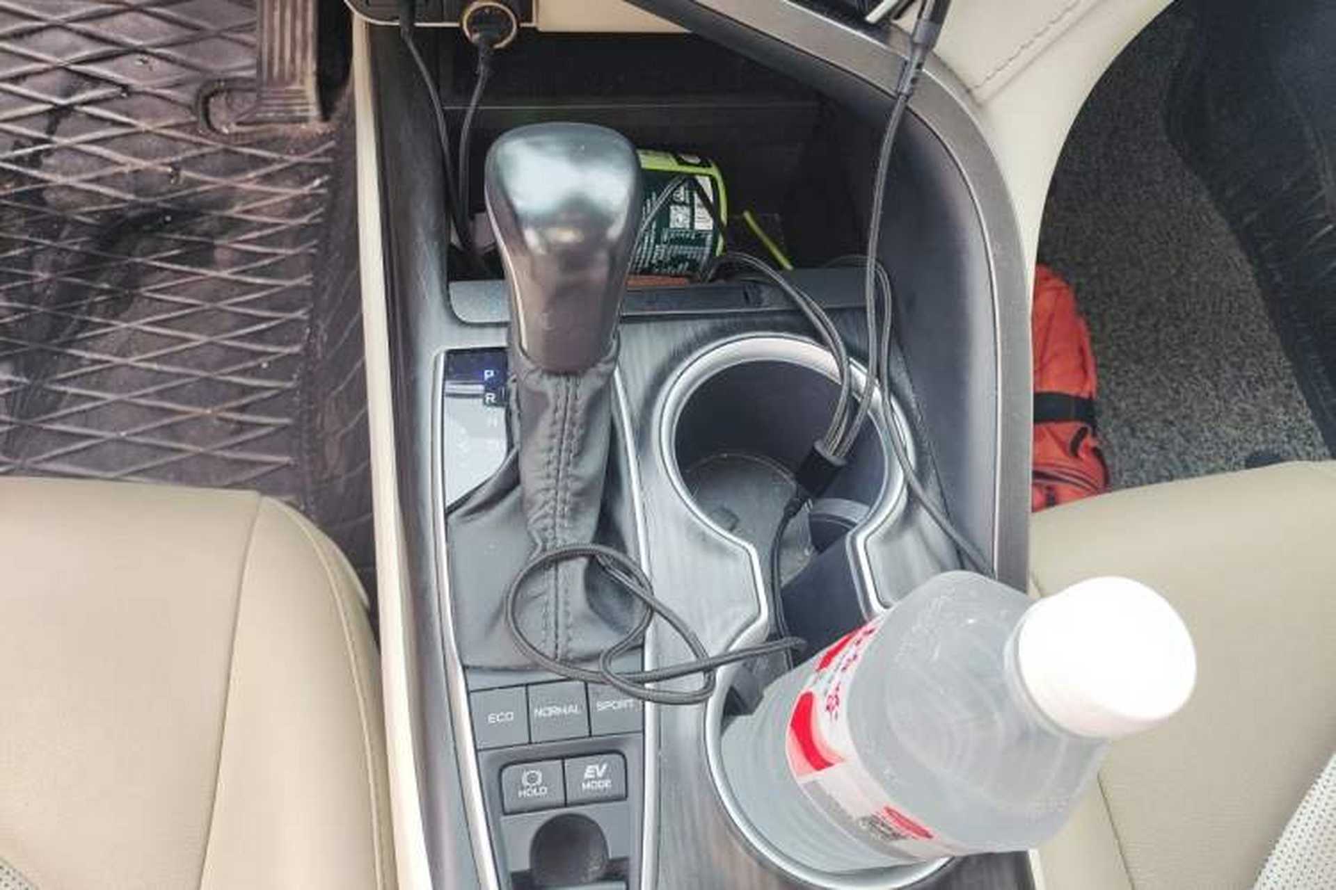 Used Toyota Camry 2023 Dual-Motor 2.5HG Luxury Edition Gear Lever