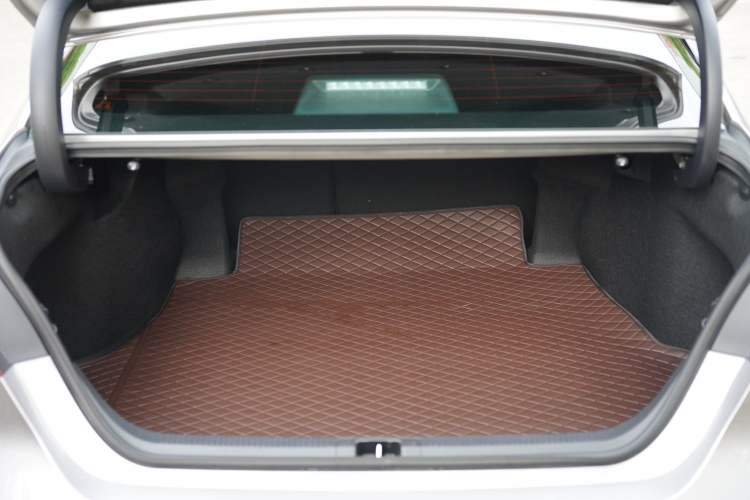 Used Toyota Camry 2023 2.5G Luxury Edition Interior 8