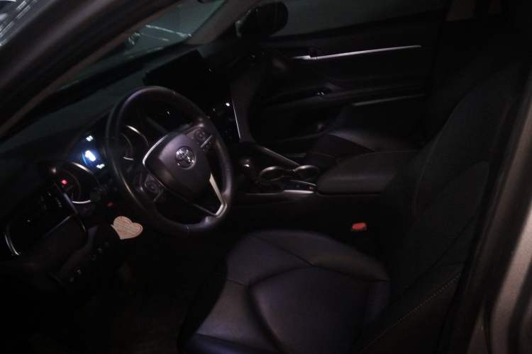 Used Toyota Camry 2023 2.0G Luxury Edition Left Front Seat