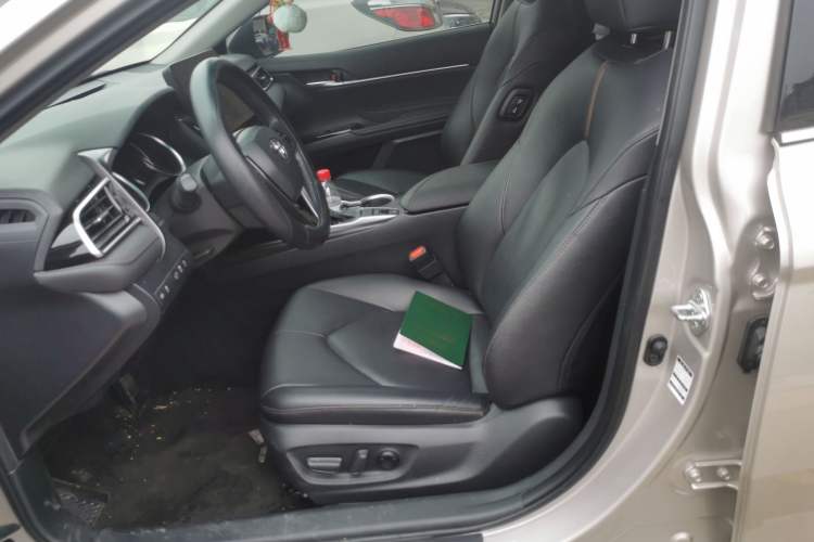 Used Toyota Camry 2023 2.0G Luxury Edition Left Front Seat