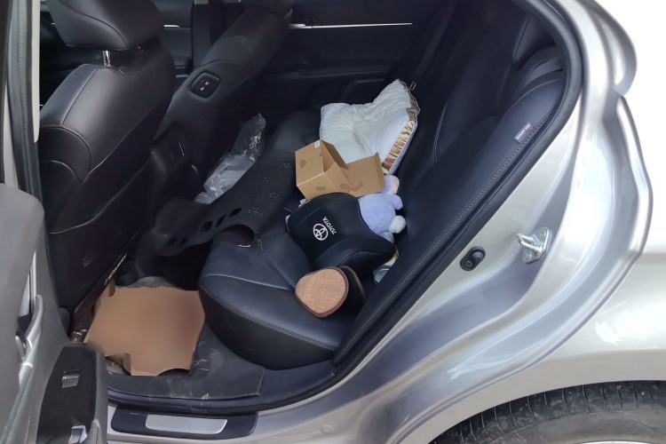 Used Toyota Camry 2023 2.0G Luxury Edition Left Rear Seat