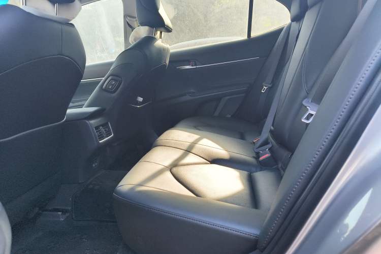 Used Toyota Camry 2023 2.0G Luxury Edition Left Rear Seat