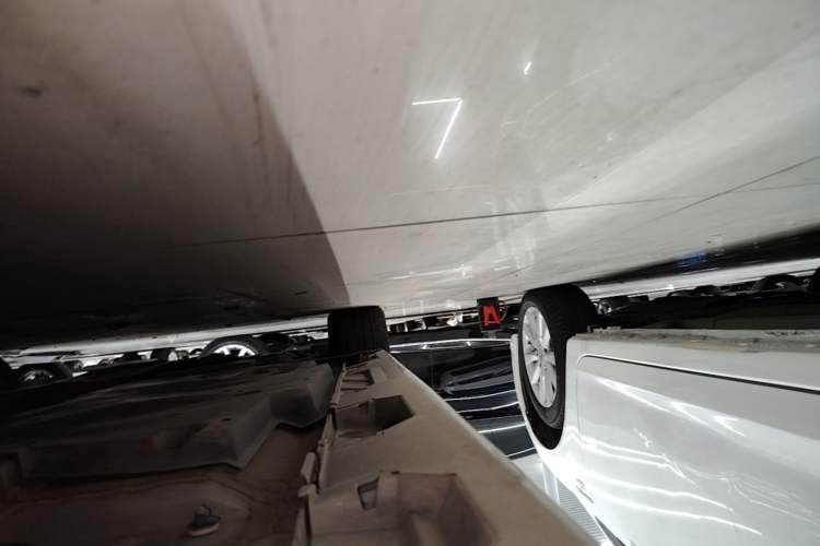 Used Toyota Camry 2023 2.0G Luxury Edition Left Side Sill