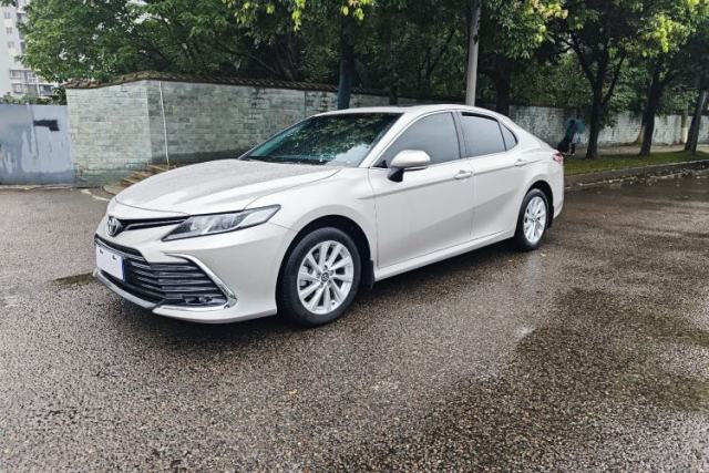 Używany Toyota Camry 2023 2.0GVP Premier Edition