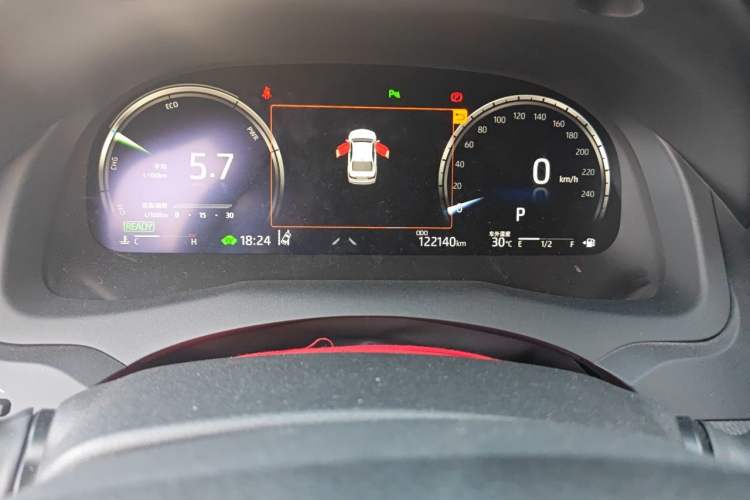 Used Toyota Camry 2023 Dual-Motor 2.5HG Luxury Edition Odometer Close Up