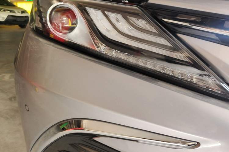 Used Toyota Camry 2023 2.0G Luxury Edition Right Front Headlight