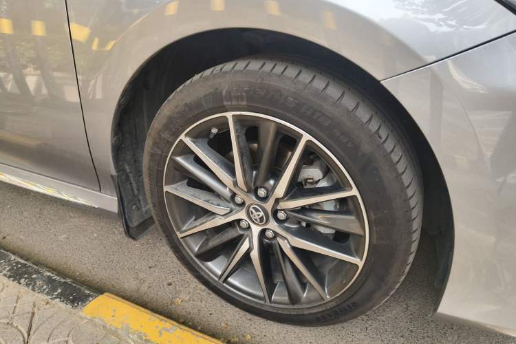 Used Toyota Camry 2023 2.5G Luxury Edition Right Front Wheel Hub