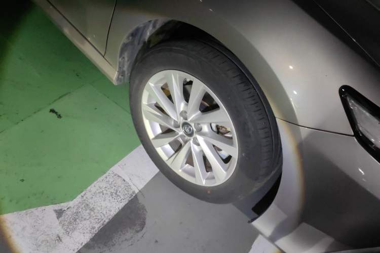 Used Toyota Camry 2023 Dual-Motor 2.5 HGVP Leading Edition Right Front Wheel Hub