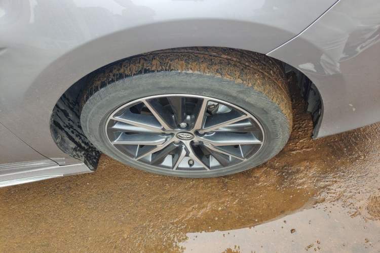 Used Toyota Camry 2023 Dual-Motor 2.5HG Luxury Edition Right Front Wheel Hub