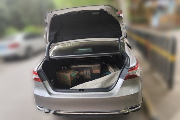 Used Toyota Camry 2023 2.5G Luxury Edition Trunk