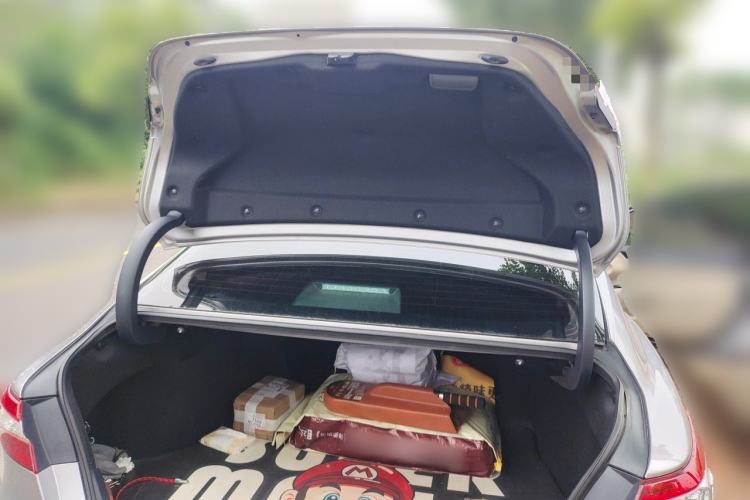 Used Toyota Camry 2023 Dual-Motor 2.5HG Luxury Edition Trunk