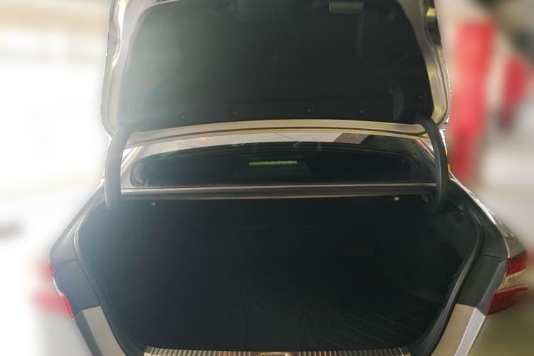 Used Toyota Camry 2023 2.0G Luxury Edition Trunk