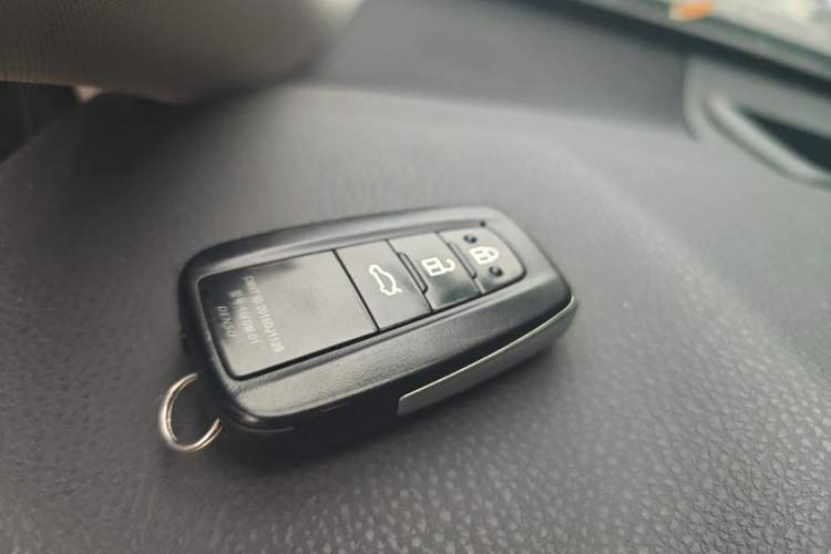 Used Toyota Camry 2023 2.0G Luxury Edition Vehicle Key