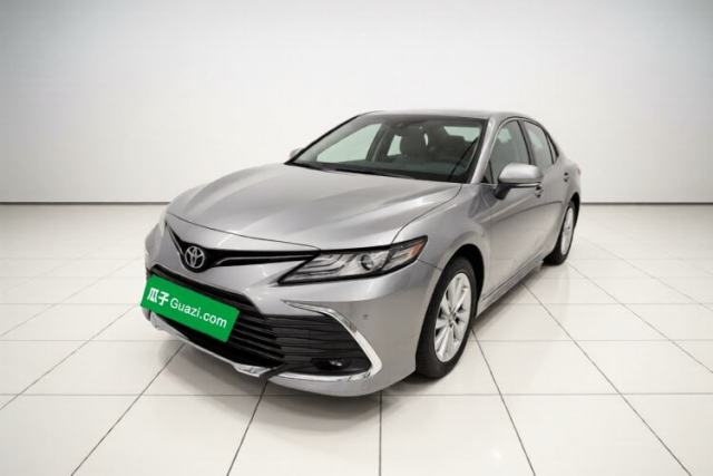 Ojetý Toyota Camry 2023 2.0G Luxury Edition