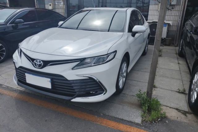 Ojetý Toyota Camry 2023 2.0GVP Premier Edition