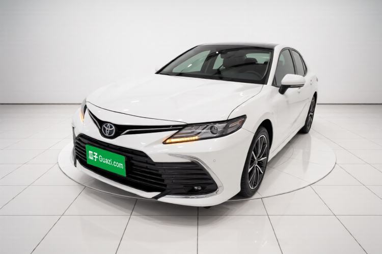 Ojetý Toyota Camry 2023 Dual-Motor 2.5HG Luxury Edition Guazi used car, China used car export, Used car for sale, Used  cars, Cheapest cars for sale
