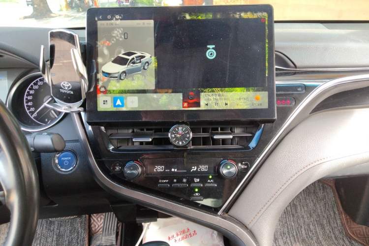 Used Toyota Camry 2023 Dual-Motor 2.5 HGVP Leading Edition Audio And AC Panel