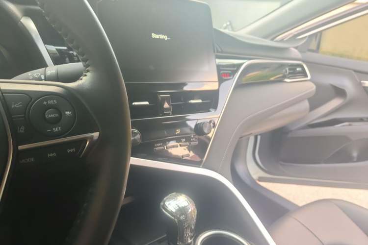 Used Toyota Camry 2023 2.5S Knight Edition Audio And AC Panel